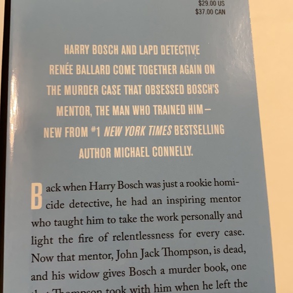 The Night Fire Hardcover Michael Connelly Book Fiction Murder Suspense - Picture 3 of 14